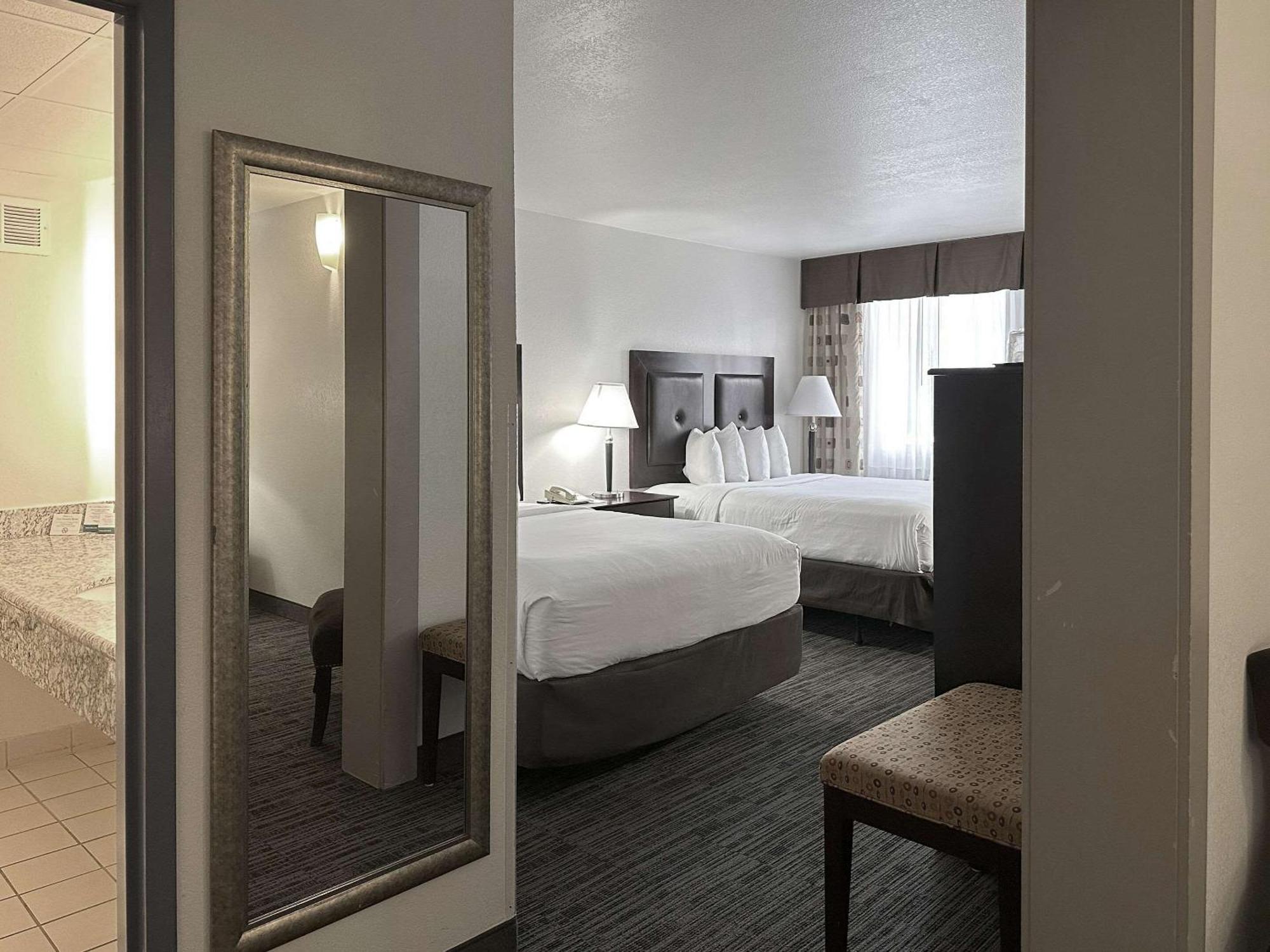 Quality Inn & Suites Everett Eksteriør bilde